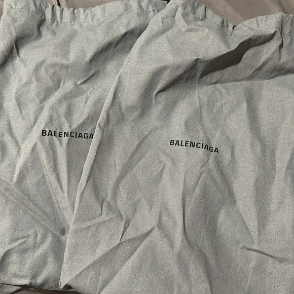 Authentic Balenciaga Leather platform sandal - Picture 6 of 8